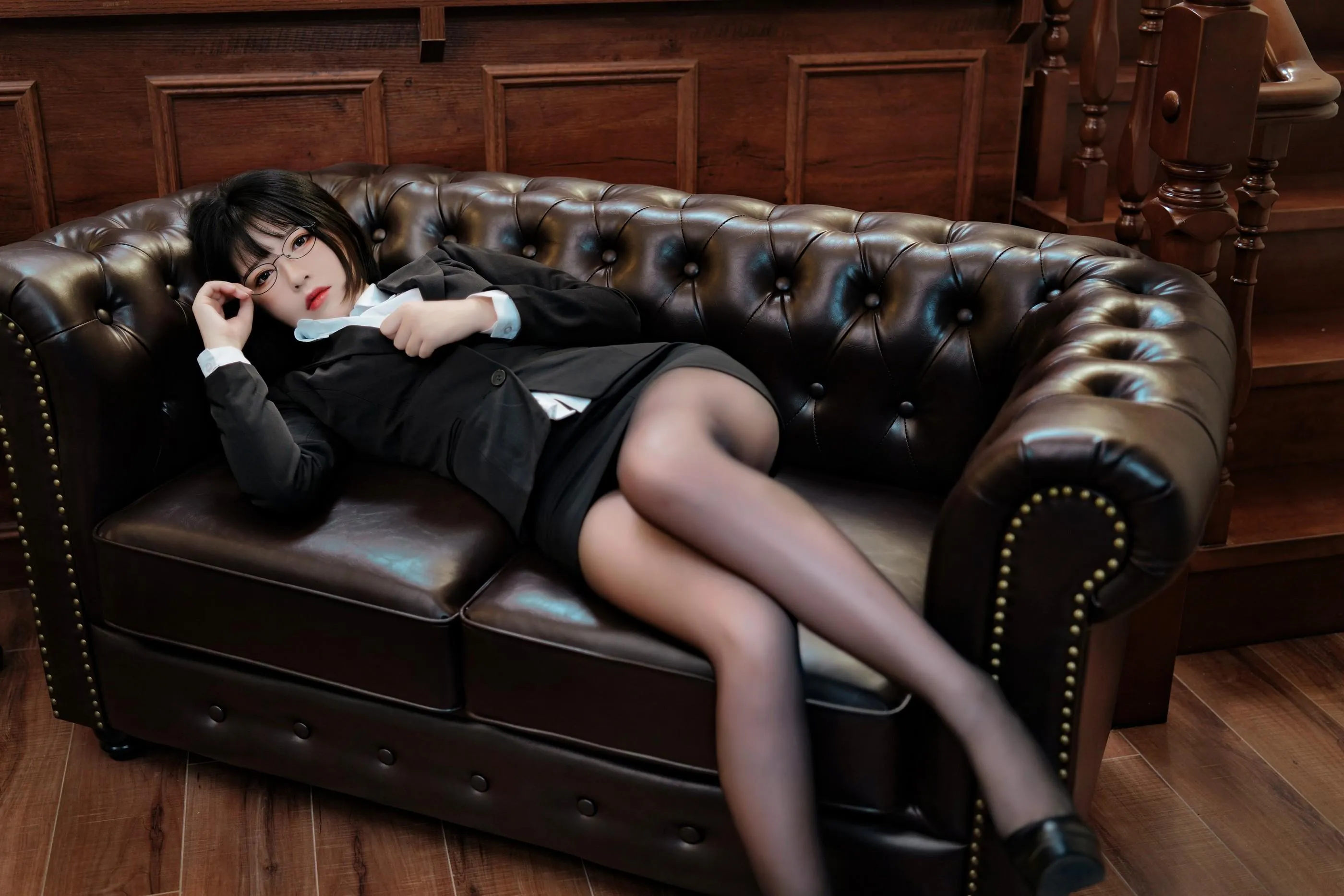 半半子 – NO.49 OL様 [37P]插图6